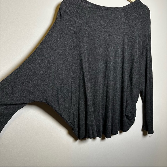 Nostalgia Dark Grey Oversized Batwing Long Sleeve Top - Picture 7 of 8